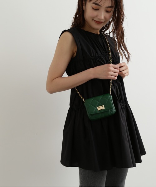 NATURAL BEAUTY BASIC（ナチュラルビューティーベーシック）の「キャラメルポシェット（ショルダーバッグ・レディース・ブラック/グリーン・ﾌﾘ-）」の4枚目の写真