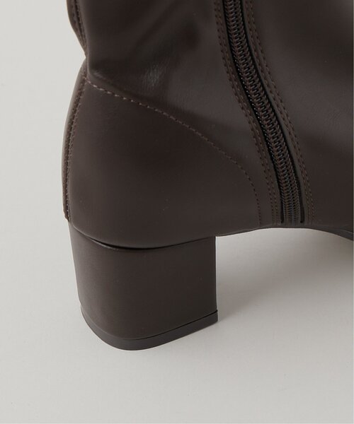 frames RAY CASSIN（フレームスレイカズン）の「S-L展開 太ヒールブーツ（ブーツ・レディース・ブラック/ブラウン/キナリ・SMALL/MEDIUM/LARGE）」の8枚目の写真