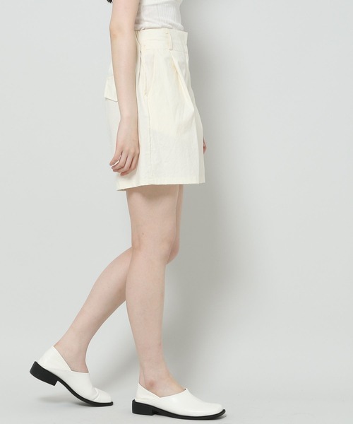 ALAND(エーランド)の「3.3 Field Trip/PLEATED WIDE ショートパンツ 2353163(その他パンツ・レディース・ネイビー/ベージュ/クリーム・FREE)」の7枚目の写真