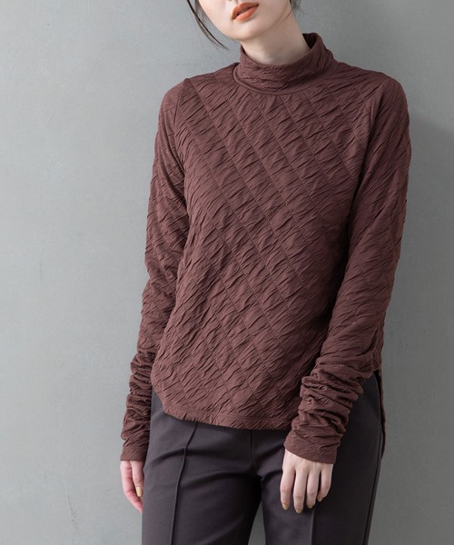 MARECHAL TERRE(マルシャルテル)の「キルティングトップス(Tシャツ/カットソー・レディース・ブラック/ブラウン/アイボリー/グリーン・MEDIUM)」の9枚目の写真