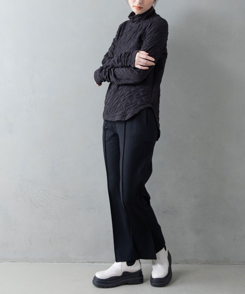 MARECHAL TERRE(マルシャルテル)の「キルティングトップス(Tシャツ/カットソー・レディース・ブラック/ブラウン/アイボリー/グリーン・MEDIUM)」の20枚目の写真
