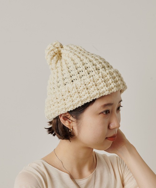 Omekashi(オメカシ)の「HIGHLAND2000 TUCK STITCH KNITCAP(ニットキャップ/ビーニー・レディース・オフホワイト/ブラック/ライトグレー・FREE)」の9枚目の写真
