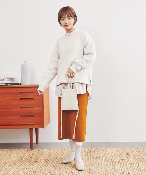 coen（コーエン）の「【WEB限定】ふっくら素材であたたかい。CVC裏起毛クルーネックスウェット（スウェット・レディース・オフホワイト/ブラック/ライム/モカ/ネイビー・FREE）」の7枚目の写真