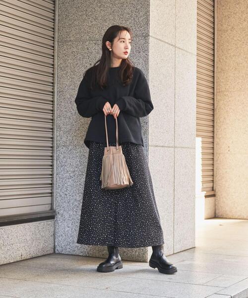 coen（コーエン）の「【WEB限定】ふっくら素材であたたかい。CVC裏起毛クルーネックスウェット（スウェット・レディース・オフホワイト/ブラック/ライム/モカ/ネイビー・FREE）」の20枚目の写真