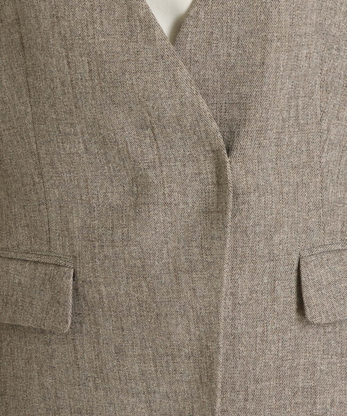 a.v.v(アーヴェヴェ)の「【セットアップ対応】ウールライクシャークノーカラージャケット【サスティナブル】(ノーカラージャケット・レディース・ベージュ/ブラック・38/40/36/34/42)」の19枚目の写真