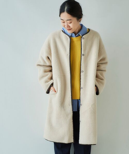 le.coeur blanc(ルクールブラン)の「リバーシブルフェイクムートンコート(ムートンコート・レディース・アイボリー/ダークグレー・36/38)」の6枚目の写真