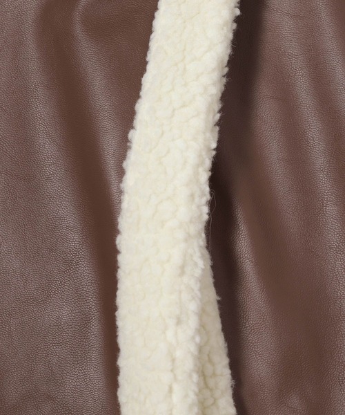 LOWRYS FARM（ローリーズファーム）の「ボアレザーリバーシブル