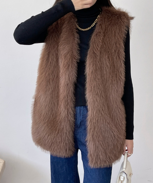 BANNER SELECT（バナーセレクト）の「ボリュームファーベスト（ベスト・レディース・ベージュ/ブラウン/グレー・FREE）」の3枚目の写真