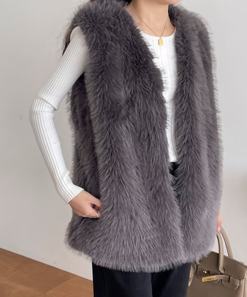 BANNER SELECT（バナーセレクト）の「ボリュームファーベスト（ベスト・レディース・ベージュ/ブラウン/グレー・FREE）」の2枚目の写真