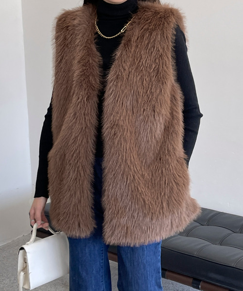 BANNER SELECT（バナーセレクト）の「ボリュームファーベスト（ベスト・レディース・ベージュ/ブラウン/グレー・FREE）」の14枚目の写真