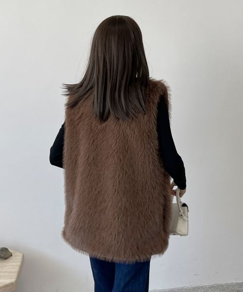 BANNER SELECT（バナーセレクト）の「ボリュームファーベスト（ベスト・レディース・ベージュ/ブラウン/グレー・FREE）」の16枚目の写真