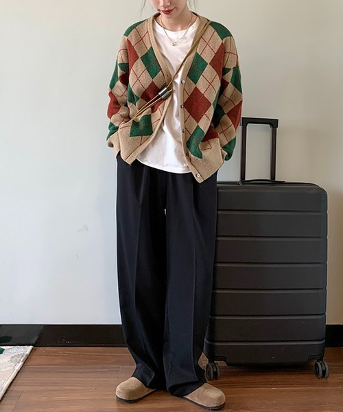 RUUX(ルーフ)の「アーガイル ニット カーディガン(カーディガン/ボレロ・レディース・ベージュ/ブラック/ピンク/グリーン・FREE)」の16枚目の写真
