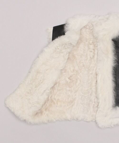 ALLSAINTS(オールセインツ)の「RAWLY SHEARLING GILE | RAWLY シアリング ジレ(その他アウター・レディース・ホワイト・M/S/XS)」の8枚目の写真