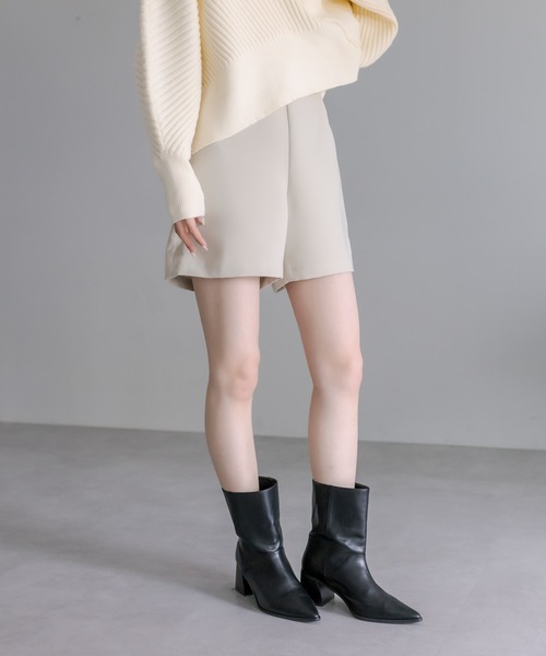 mline（エムライン）の「[mline] シンプルショートパンツ（その他パンツ・レディース・アイボリー/ブラック・1/2）」の14枚目の写真