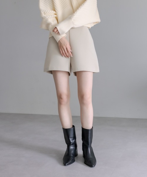 mline（エムライン）の「[mline] シンプルショートパンツ（その他パンツ・レディース・アイボリー/ブラック・1/2）」の17枚目の写真