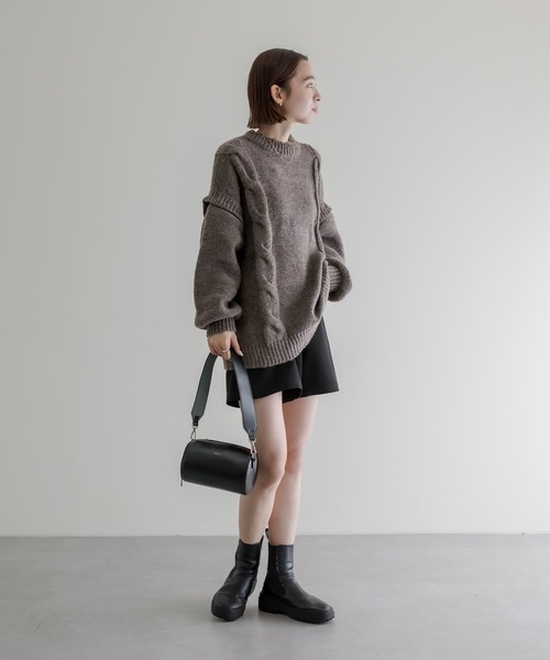 mline（エムライン）の「[mline] シンプルショートパンツ（その他パンツ・レディース・アイボリー/ブラック・1/2）」の15枚目の写真