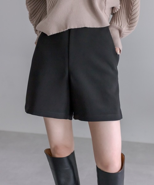 mline（エムライン）の「[mline] シンプルショートパンツ（その他パンツ・レディース・アイボリー/ブラック・1/2）」の12枚目の写真