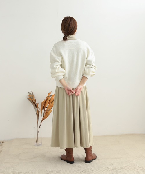 URBAN RESEARCH DOORS(アーバンリサーチドアーズ)の「タートルネックギャザーワンピース(ワンピース・レディース・チャコールグレー/ライトベージュ・MEDIUM)」の7枚目の写真