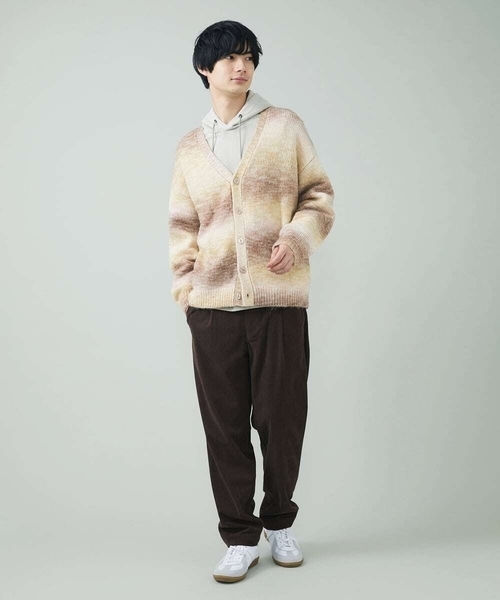 a.v.v（アーヴェヴェ）の「グラデーションワイドシルエットカーディガン（カーディガン/ボレロ・メンズ・ライトブルー/イエロー・46/48）」の10枚目の写真