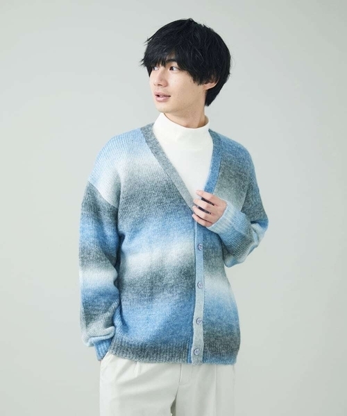 a.v.v（アーヴェヴェ）の「グラデーションワイドシルエットカーディガン（カーディガン/ボレロ・メンズ・ライトブルー/イエロー・46/48）」の19枚目の写真