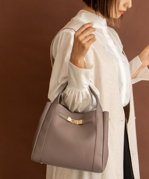 VitaFelice（ヴィータフェリーチェ）の「３スペース2wayハンドバッグ（ハンドバッグ・レディース・ブラック/ライトグレー/モカ/チャコール・FREE）」の16枚目の写真