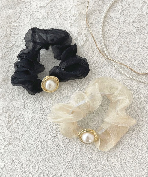 apres jour（アプレジュール）の「【apres jour×ARIAZ】シアーパールシュシュ（シュシュ・レディース・ブラック/オフホワイト・FREE）」の9枚目の写真