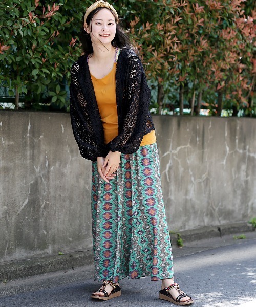 チチカカ(チチカカ)の「エスニックビーズサンダル(サンダル・レディース・ブラック/オフホワイト/ブルー・MEDIUM/LARGE)」の6枚目の写真