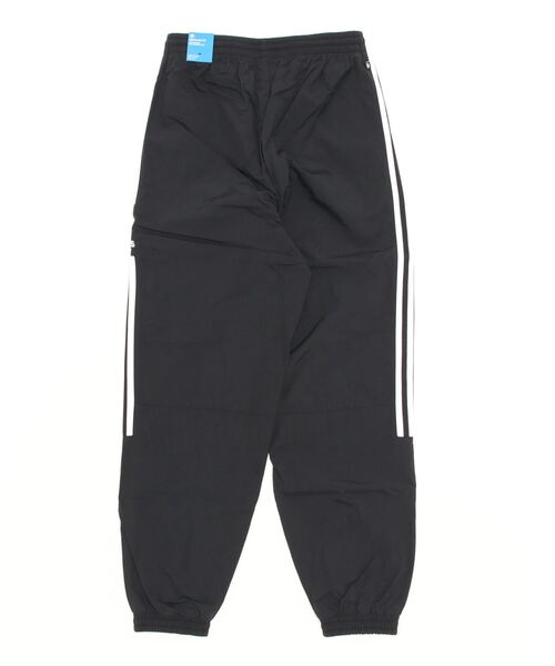 adidas（アディダス）の「アディカラー クラシックス ロックアップ