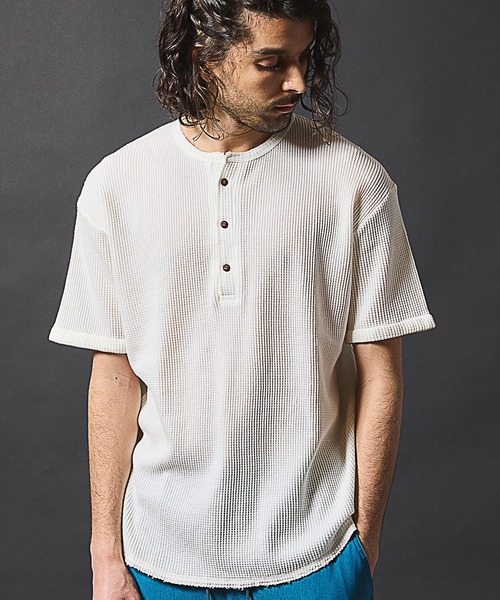 RATTLE TRAP(ラトルトラップ)の「ワッフルピグメントヘンリーネックTシャツ(Tシャツ/カットソー・メンズ・ホワイト/ネイビー/ブラック・LL/L/M)」の1枚目の写真