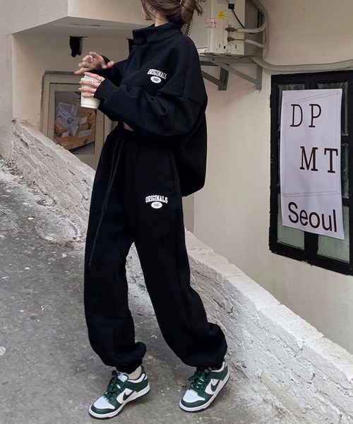 LAFFMO（ラフモ）の「オーバーサイズスウェットセットアップ