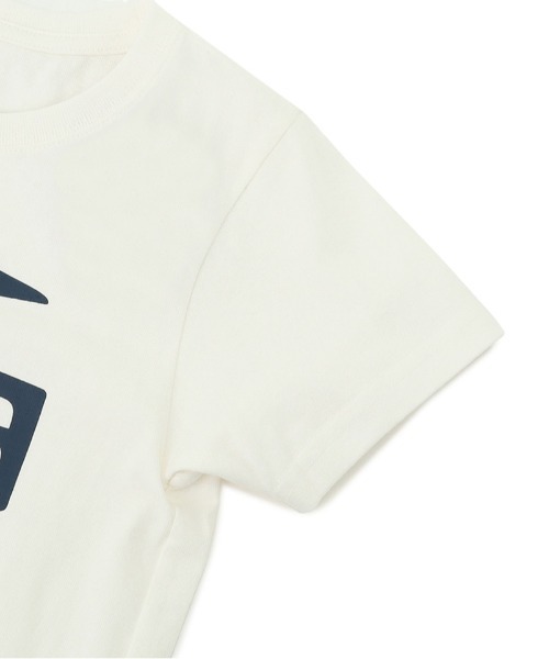 CHUMS(チャムス)の「【CHUMS】Kid's Booby Face T-Shirt(Tシャツ/カットソー・キッズ・サックスブルー/ブルーグリーン/ホワイト×ネイビー/マルチ/ブルー系その他/ブラック×ホワイト/ホワイト系その他/オレンジ/グリーン・LARGE/MEDIUM/X-LARGE)」の20枚目の写真