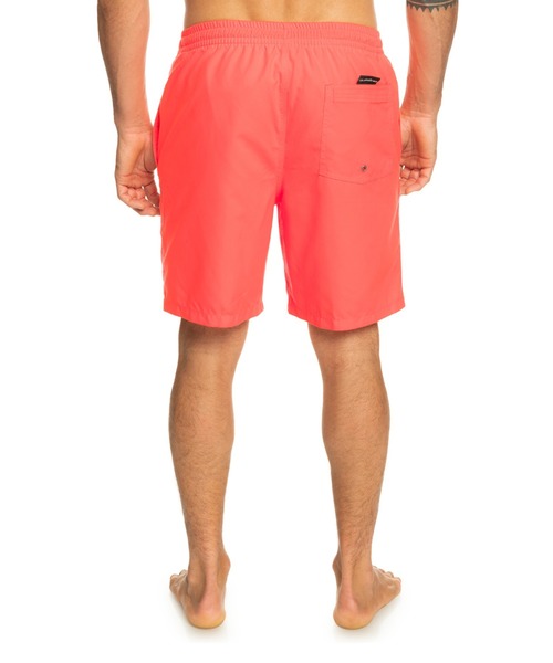 Quiksilver(クイックシルバー)の「EVERYDAY VOLLEY 19/クイックシルバーウエストゴムサーフトランクス・ボードショーツ(水着)(水着・メンズ・ブラック/ブルー/グリーン/ピンク・MEDIUM/LARGE/X-LARGE/SMALL/XX-LARGE)」の21枚目の写真