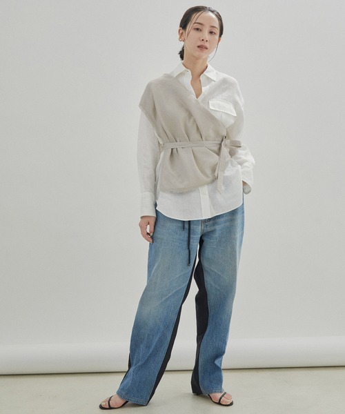 SALON adam et rope'（サロン アダム エ ロペ）の「【洗える】ノルマンディリネンマルチウェイカーチフ/麻（ストール/ショール・レディース・ホワイト/ダークブラウン/ピンク/グレー系その他・FREE）」の14枚目の写真