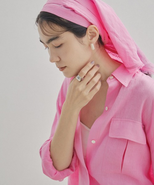 SALON adam et rope'（サロン アダム エ ロペ）の「【洗える】ノルマンディリネンマルチウェイカーチフ/麻（ストール/ショール・レディース・ホワイト/ダークブラウン/ピンク/グレー系その他・FREE）」の7枚目の写真