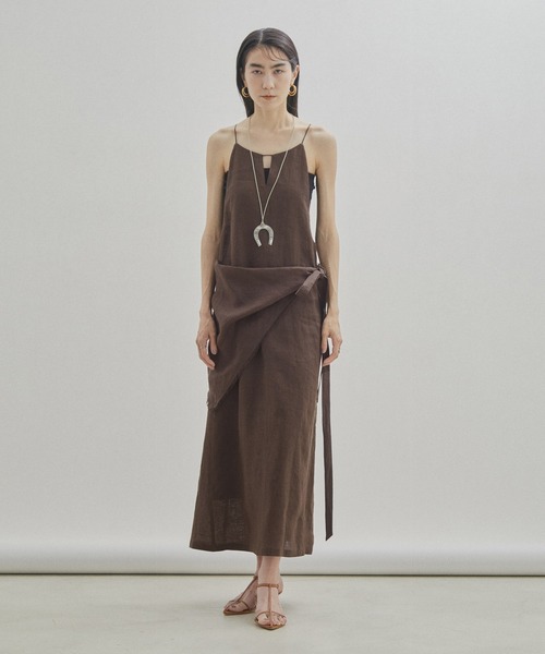 SALON adam et rope'（サロン アダム エ ロペ）の「【洗える】ノルマンディリネンマルチウェイカーチフ/麻（ストール/ショール・レディース・ホワイト/ダークブラウン/ピンク/グレー系その他・FREE）」の8枚目の写真