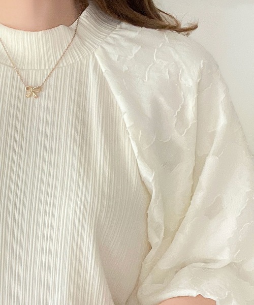 mily bilet(ミウィビレット)の「【mily bilet】大人華やぐ。袖シアー花柄トップス(シャツ/ブラウス・レディース・ブラック/アイボリー・MEDIUM/SMALL/X-LARGE/LARGE)」の9枚目の写真