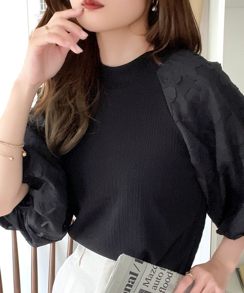 mily bilet(ミウィビレット)の「【mily bilet】大人華やぐ。袖シアー花柄トップス(シャツ/ブラウス・レディース・ブラック/アイボリー・MEDIUM/SMALL/X-LARGE/LARGE)」の8枚目の写真