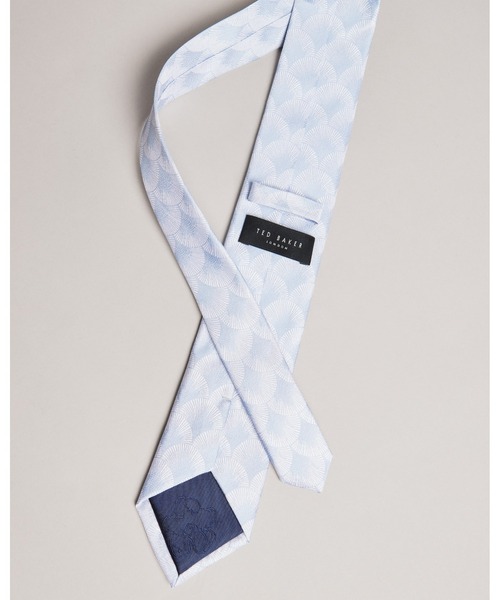 Ted Baker（テッドベーカー）の「HERRO シルクネクタイ(扇子柄)（ネクタイ・メンズ・ブルー・O/S）」の2枚目の写真