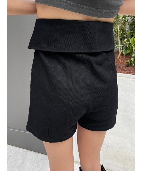 ENVYM(アンビー)の「HWウエストバックショートパンツ(その他パンツ・レディース・ベージュ/ブラック・S/M)」の8枚目の写真