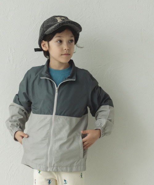 pairmanon（ペアマノン）の「バイカラー ナイロン ジャケット（ナイロンジャケット・キッズ・ライトベージュ/ラベンダー/ブルー/パープル/ベージュ/カーキ/テラコッタ/グレー/ピンク/グリーン系その他/ピンク系その他4/ブルー系その他2/グレー系その他/ライトピンク/ブラウン系その他5/イエロー/マスタード/ミント/グリーン系その他2/オレンジ系その他/ライトグリーン/ブルー系その他/オレンジ・140/100/150/120/130/110/90）」の2枚目の写真