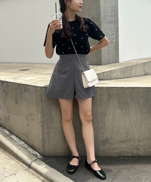 one after another NICE CLAUP（ワンアフターアナザーナイスクラップ）の「ハート刺繍パフスリーブニット（ニット/セーター・レディース・ブラック/アイボリー/ベージュ・FREE）」の13枚目の写真