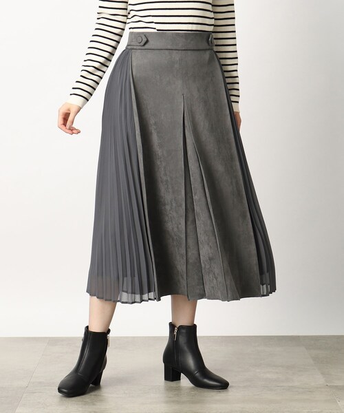 grove（グローブ）の「◆マシュマロタッチスウェード サイドプリーツスカート（スカート・レディース・ブルー/スミクロ/ライトベージュ・03/02/04/01/05）」の2枚目の写真