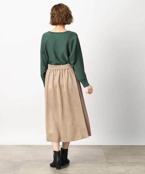 grove（グローブ）の「◆マシュマロタッチスウェード サイドプリーツスカート（スカート・レディース・ブルー/スミクロ/ライトベージュ・03/02/04/01/05）」の6枚目の写真