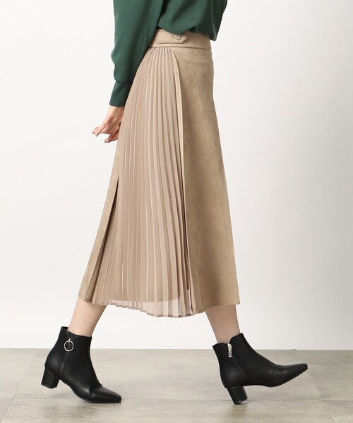 grove（グローブ）の「◆マシュマロタッチスウェード サイドプリーツスカート（スカート・レディース・ブルー/スミクロ/ライトベージュ・03/02/04/01/05）」の9枚目の写真