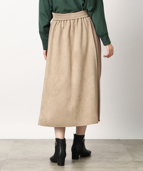 grove（グローブ）の「◆マシュマロタッチスウェード サイドプリーツスカート（スカート・レディース・ブルー/スミクロ/ライトベージュ・03/02/04/01/05）」の10枚目の写真