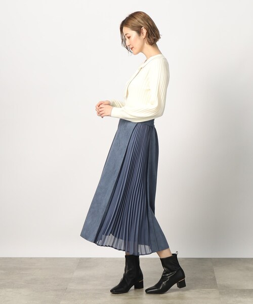 grove（グローブ）の「◆マシュマロタッチスウェード サイドプリーツスカート（スカート・レディース・ブルー/スミクロ/ライトベージュ・03/02/04/01/05）」の13枚目の写真