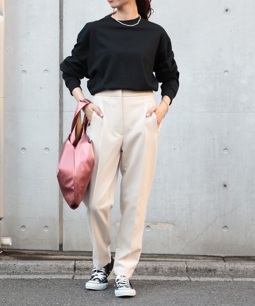 United Athle(ユナイテッドアスレ)の「なめらかな肌触りが癖になる!【United Athle】6.2オンス プレミアム ロングスリーブ Tシャツ ロンT 5913(Tシャツ/カットソー・レディース・ホワイト/スミクロ/ネイビー/アッシュ/ブラック/セージグリーン/スモークピンク・XXL/S/M/L/XL)」の14枚目の写真