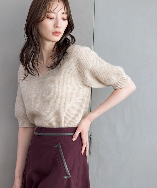 Andemiu(アンデミュウ)の「モヘアコンニット5分袖973654(ニット/セーター・レディース・チャコールグレー/オレンジ/ベージュ・FREE)」の3枚目の写真