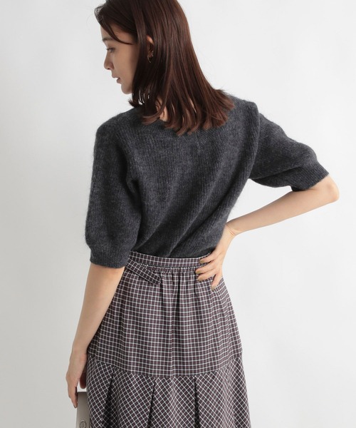 Andemiu(アンデミュウ)の「モヘアコンニット5分袖973654(ニット/セーター・レディース・チャコールグレー/オレンジ/ベージュ・FREE)」の14枚目の写真