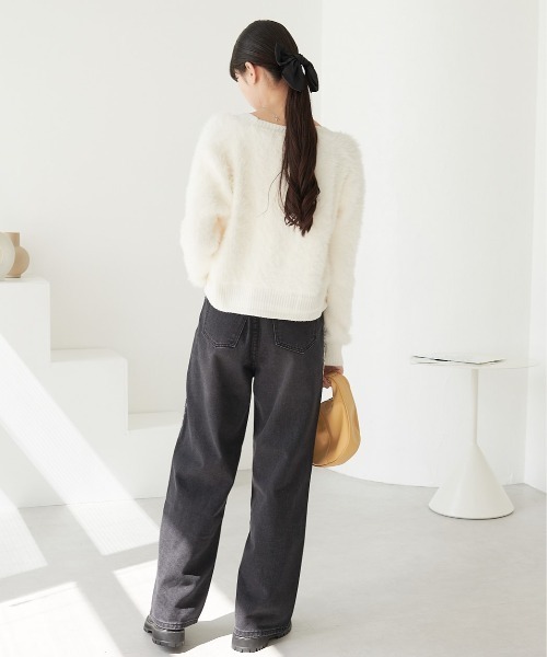ECRIRE(エクリール)の「サイドライン ストレートデニムパンツ(デニムパンツ・レディース・ブラック・M)」の13枚目の写真